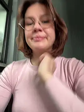 RinaCat élő XXX-chatje