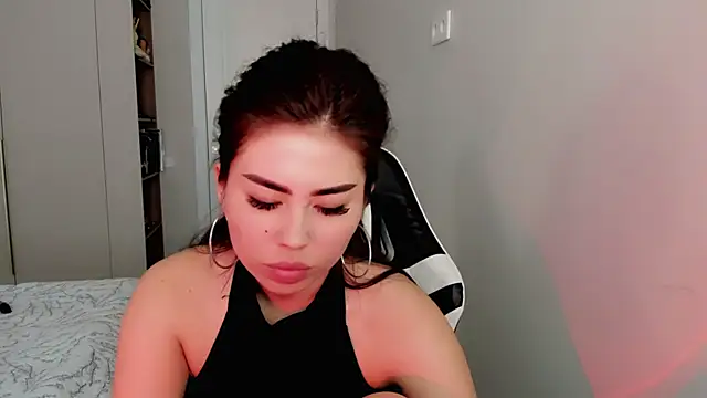 Chat +18 de may_mia ao vivo