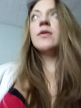 Chat +18 de KattyLuuu ao vivo