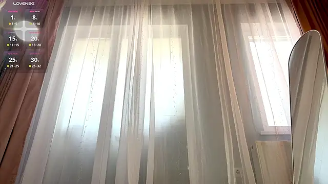 Pertunjukan Kamera Web GlaydsLeveto