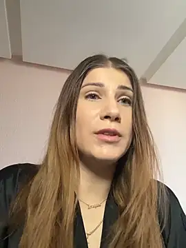 XXX chat uživo modela CassandraGood