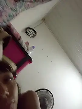 Kuromiunu's Live XXX Chat