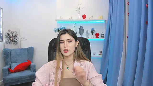 AnneTLi Chat XXX in diretta