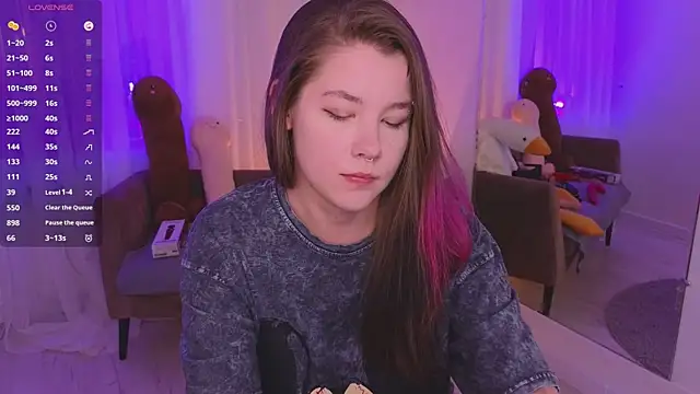 Mira_Falls Live XXX Chat