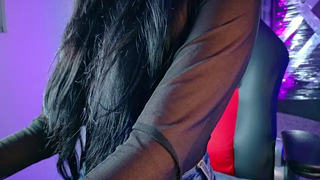 meggan_77 Show in webcam