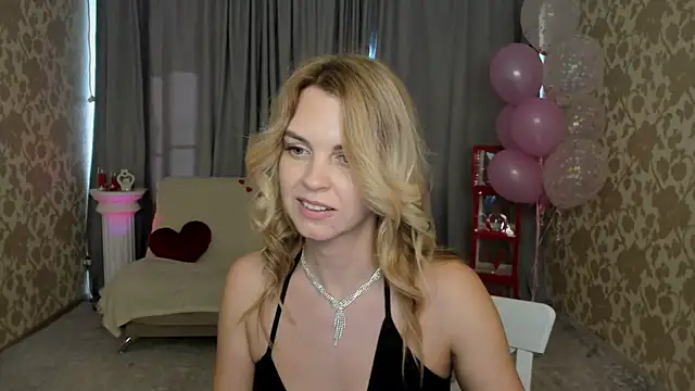 LunaFlinn Live XXX-chat