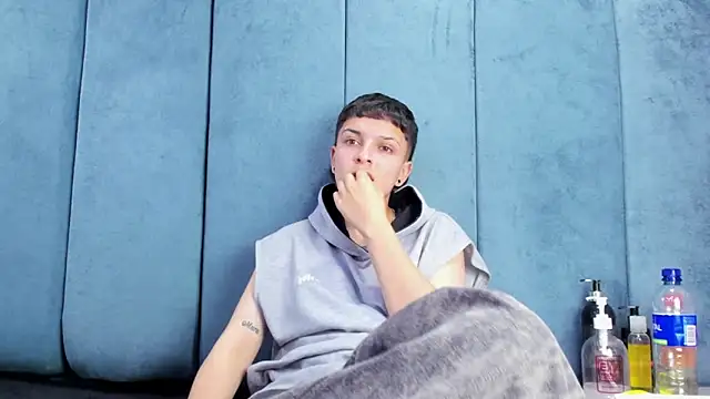 Megan_Thompson_'s Live XXX Chat