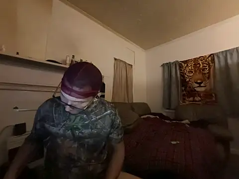 ThrowedWorldWide: διαδικτυακό σόου στην κάμερα