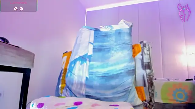 Krystin1 即時 XXX 聊天