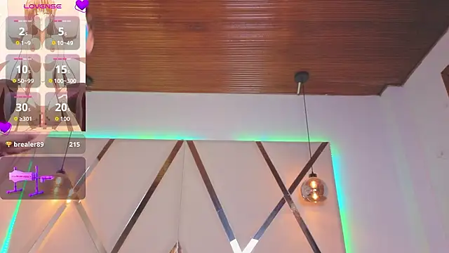 Miah_Stewart 即時 XXX 聊天