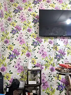 Chat +18 de sweetbb15 ao vivo