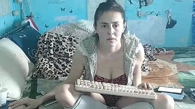 brighteyes77 élő XXX-chatje