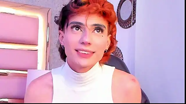 KylieMonnett live XXX chat