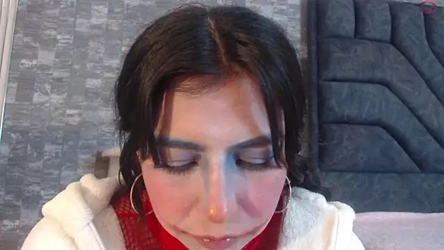 Chat +18 de Keila_Fg ao vivo