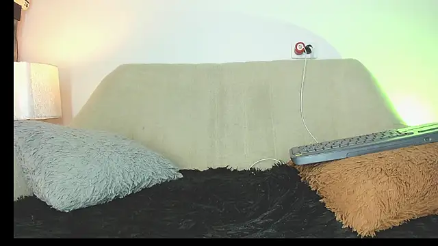 drakomilck1 Live XXX-chat