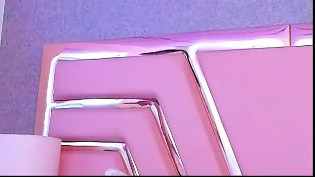 Chat +18 de KylieMonnett ao vivo