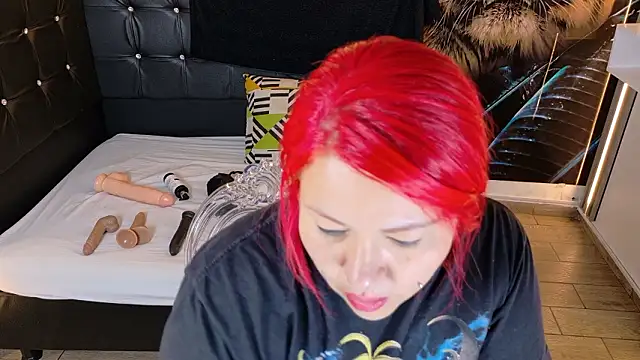 Bruja__Scarlata 라이브 XXX 채팅