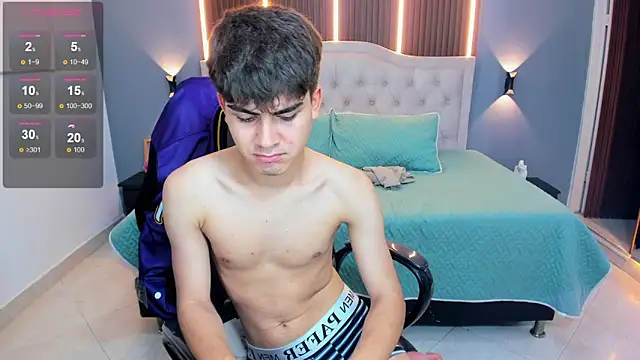 Tommy18__ 라이브 XXX 채팅