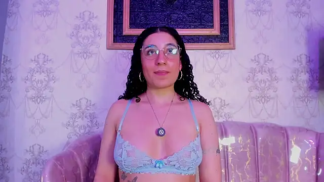 DemiJones_ Live XXX Chat