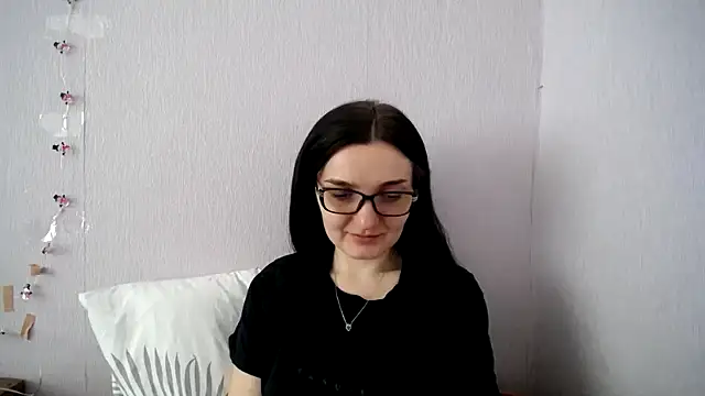 Shiny_gine's Live XXX Chat