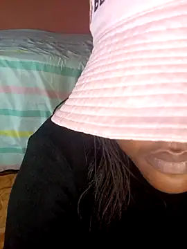 BigBootyBitch96 웹캠 쇼