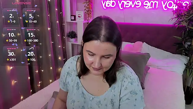 FeralPeach Chat XXX live