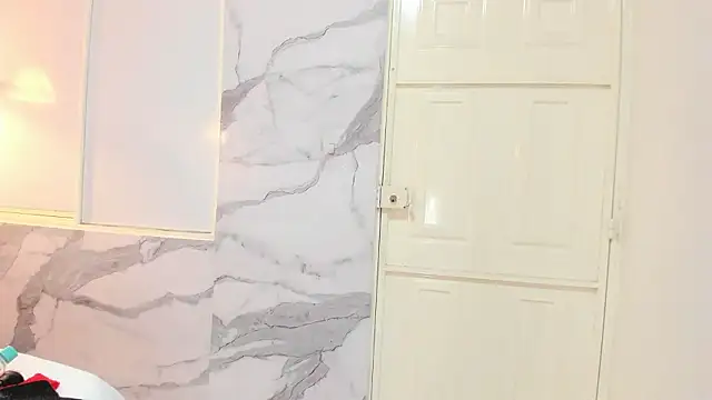 Chat XXX ao vivo de hillary_bigbutt