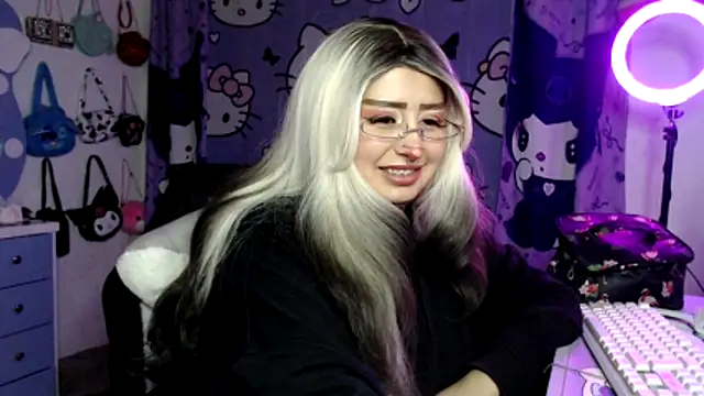 lussyevans24 Obrolan Langsung XXX