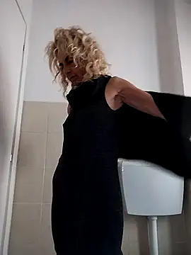 clarabell4's Live XXX Chat