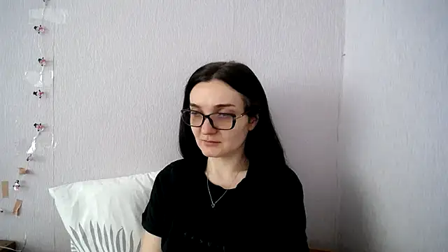 Shiny_gine Live XXX Chat