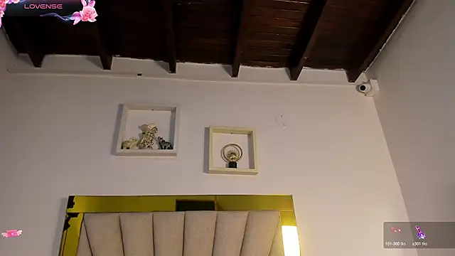 vahiolet_fuentes Live XXX Chat