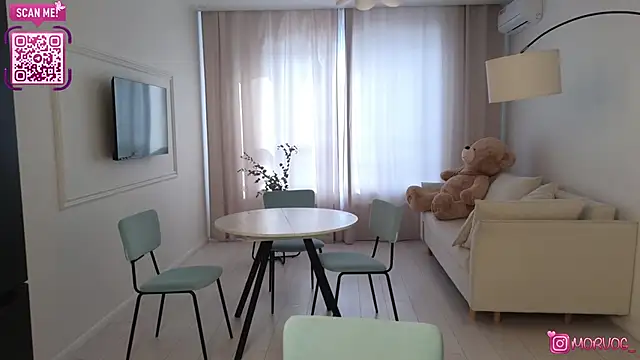 Chatroom XXX en direct de delorathecookiee