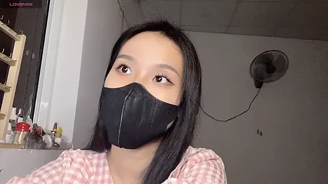 Tieu-May – Live XXX-chat