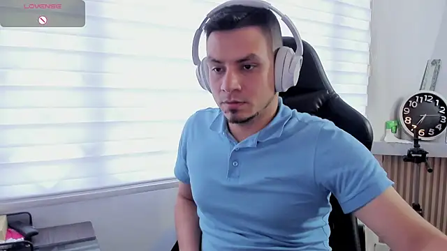 Онлайн чат XXX Rick_Adams