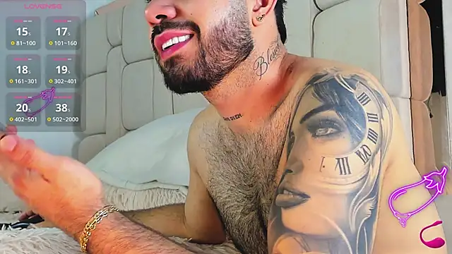 XXX chat uživo modela Jampool19