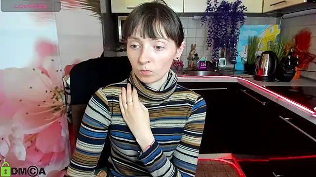 TayanaJons – Naživo XXX chat