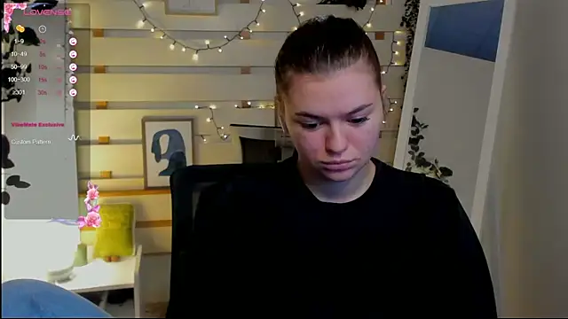 Josephine_Kiss 即時 XXX 聊天