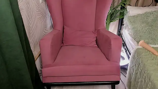 Tisha_Allure: онлайн-секс-чат