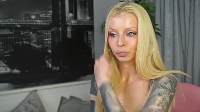 XXX chat uživo modela LanaReals