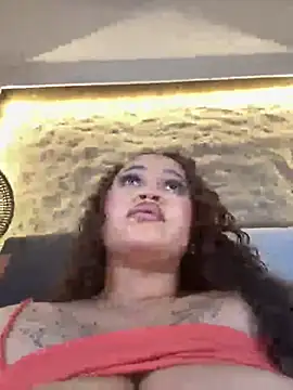 Isa__Blanc Chat XXX live