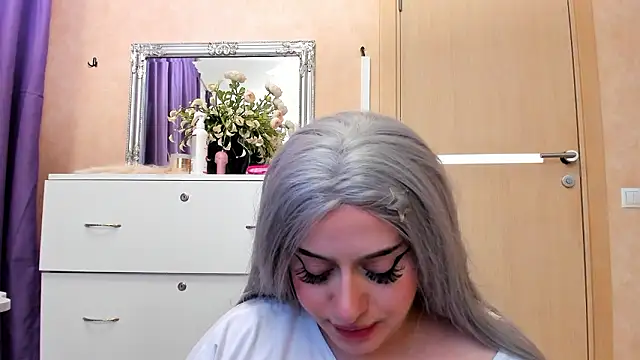 NayaNoirX Chat XXX live