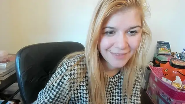 new_but_cute Live XXX Chat