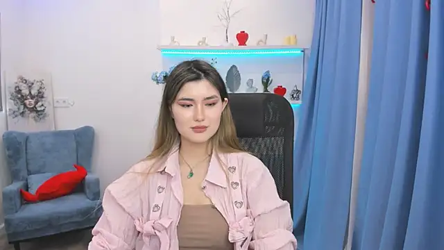 AnneTLi: онлайн-секс-чат