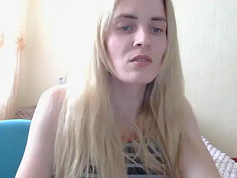 Chatroom XXX en direct de JayeTyler