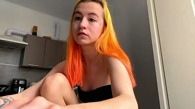 Chatroom XXX en direct de EmilyHein