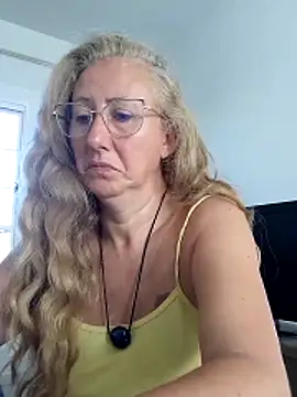 MILEIDE980 লাইভ XXX চ্যাট