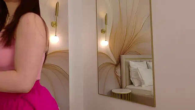 NoraHaynes – Naživo XXX chat