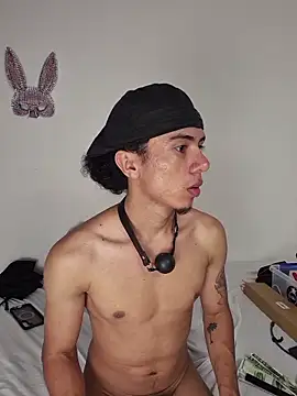 zadders_yb Adlı Modelin Canlı XXX Sohbeti