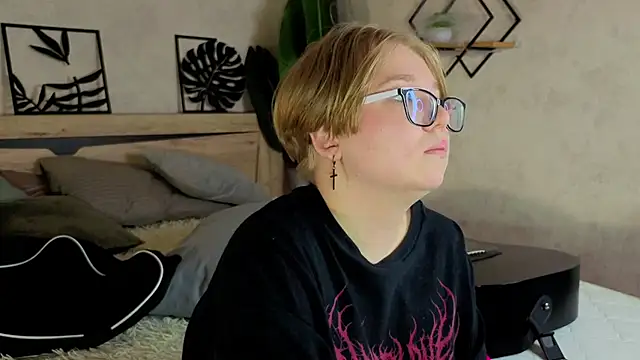 Lauraaa_Smith Chat XXX in diretta