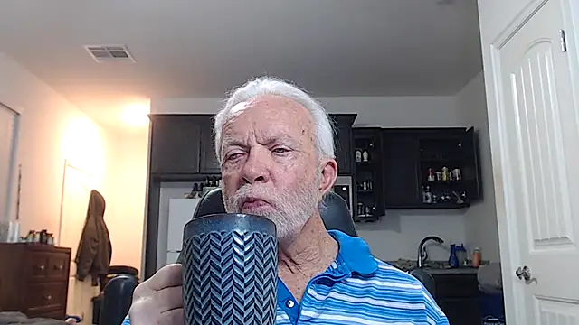 rockpoint69 Adlı Modelin Canlı XXX Sohbeti